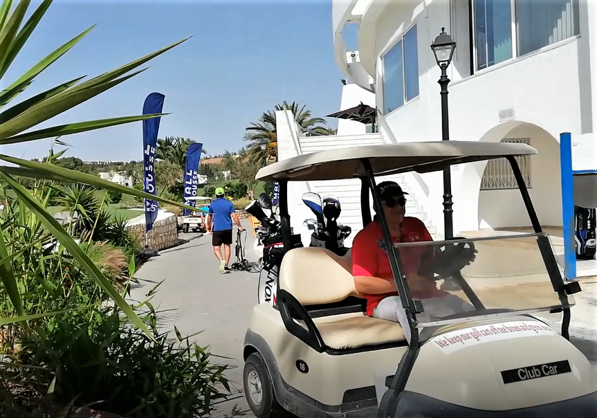 " le golf est une façon de nous évaluer tout en nous amusant." Arnold Palmer 